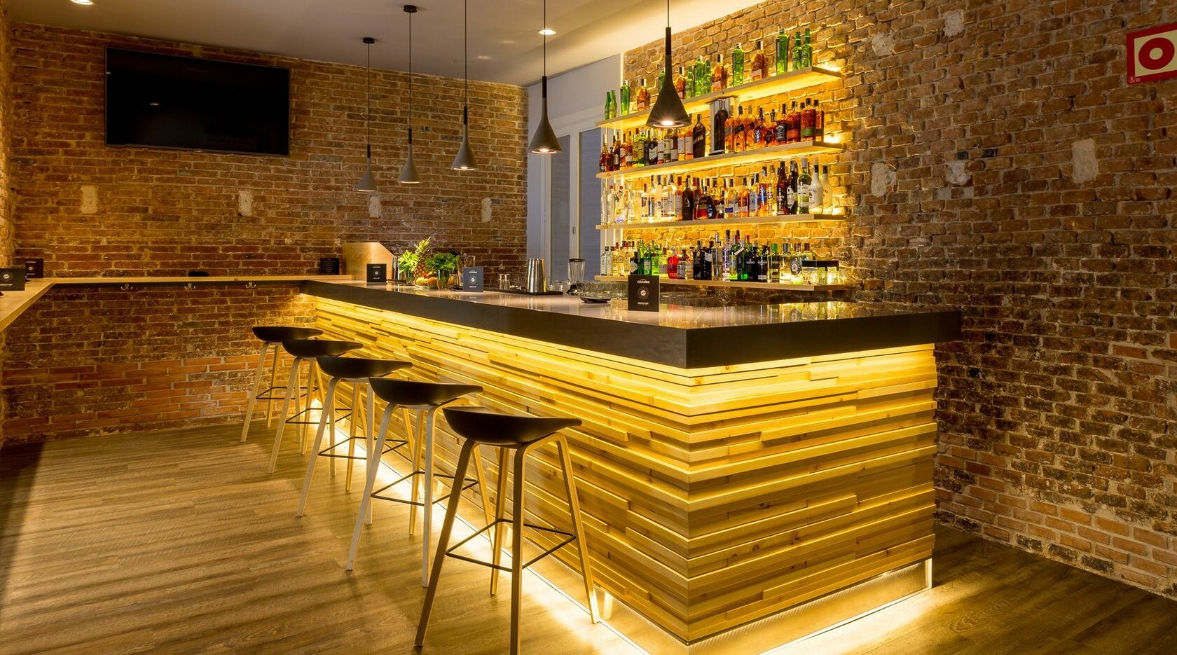 Wall Bar Ideas